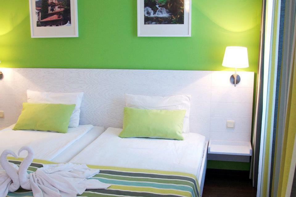 Green Park Hotel Golden Sands Luaran gambar